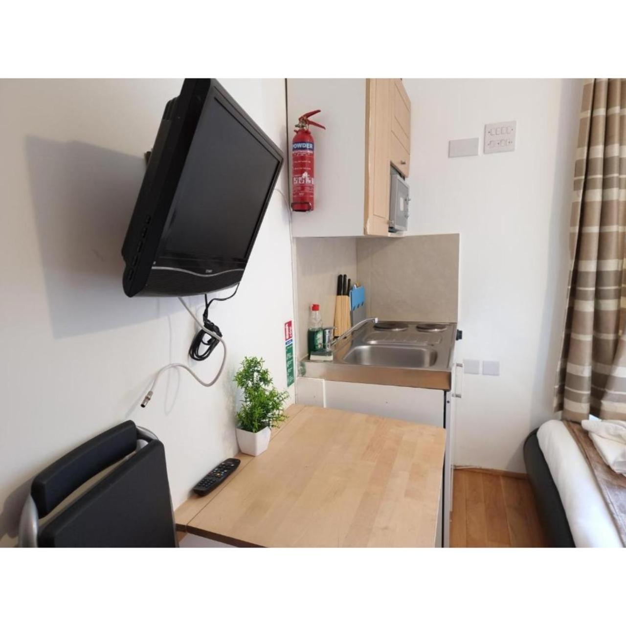 F204-Compact 2Nd Flr Studio Fits 2-Near Hyde Park Londýn Exteriér fotografie